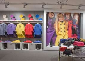 Benetton temporary store.jpg